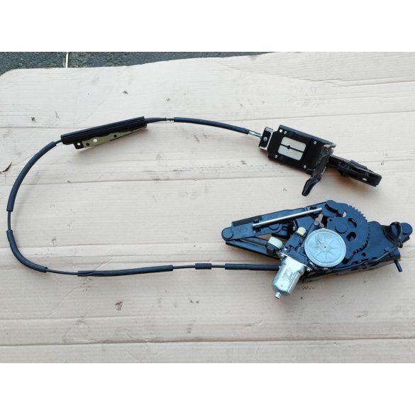 Mazda MX-5 tetőmozgató motor zsanérral,bowdennel,zárral bal NC / Takarófedelet mozgat/