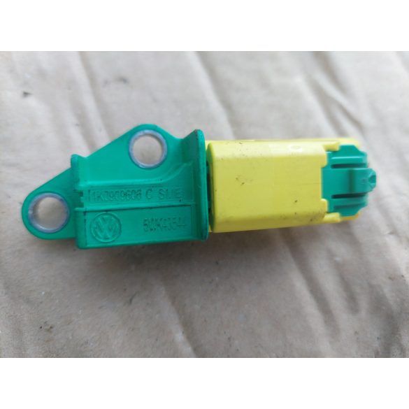 Audi A4-A6 ütközés érzékelő