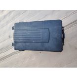 VW-Skoda akkumulátor fedél