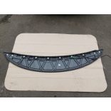 Seat Leon motorháztető műanyag rész a szélvédő előtt