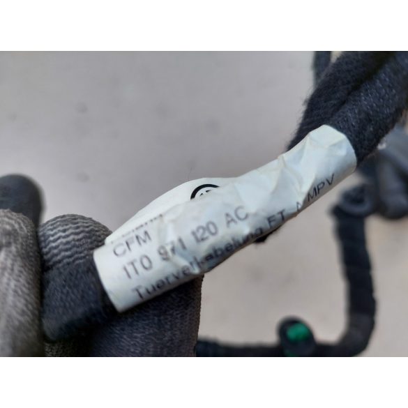 Volkswagen Touran kábelköteg bal első ajtóba