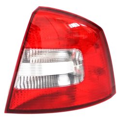 Skoda Octavia II hátsó lámpa jobb 