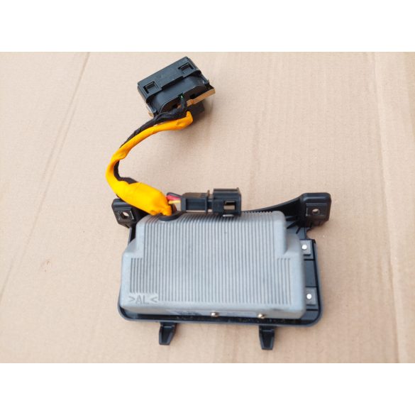 Skoda Octavia III-VW Passat B7-CC inverter