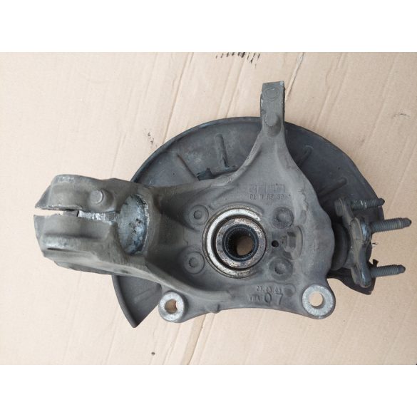 Volkswagen Passat B6-B7-CC tengelycsonk csapággyal jobb első