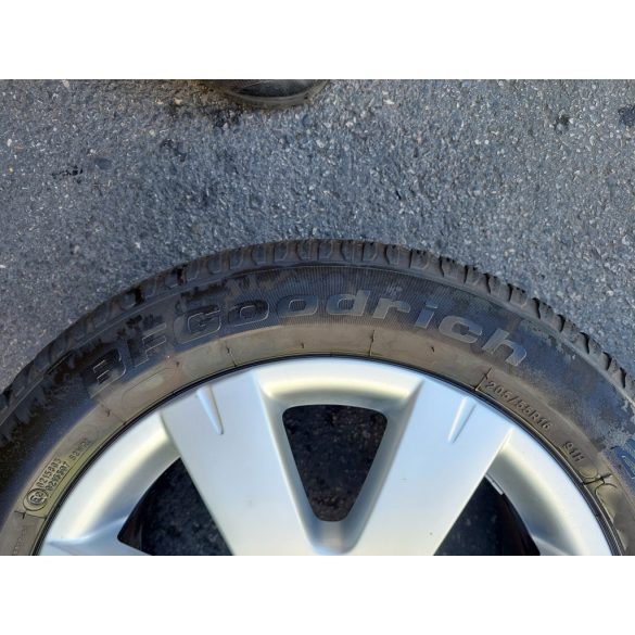 Volkswagen Passat B6-Golf-Jetta-Touran alufelni garnitúra /gyári/