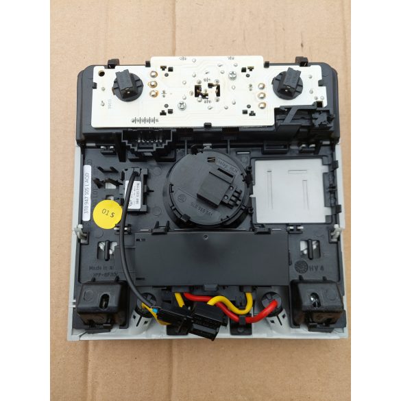 Skoda Superb II belső világítás tolótetős kivitelhez