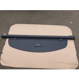 Audi A6 kombi csomagtér roló