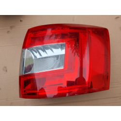 Skoda Octavia III kombi jobb hátsó lámpa
