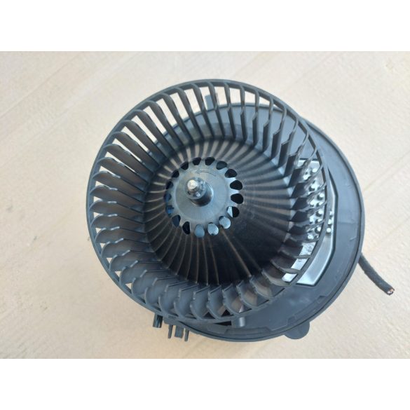 Skoda Octavia III-VW Golf VII fűtőmotor