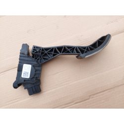   Skoda Octavia III-Superb III-VW Golf VII-Passat B8 gázpedál