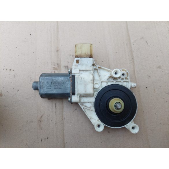 Ford Mondeo MK4 ablakemelő motor jobb első