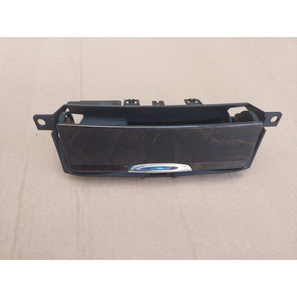 Ford Mondeo MK4 hamutartó első