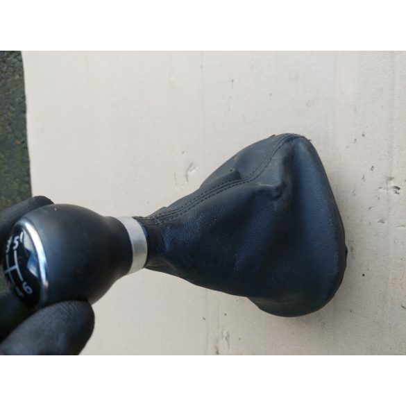 Seat Altea Tsi váltógomb szoknyával