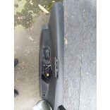 Volkswagen Passat B6 ajtókárpit bal első