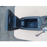 Ford Mondeo MK4 könyöklő